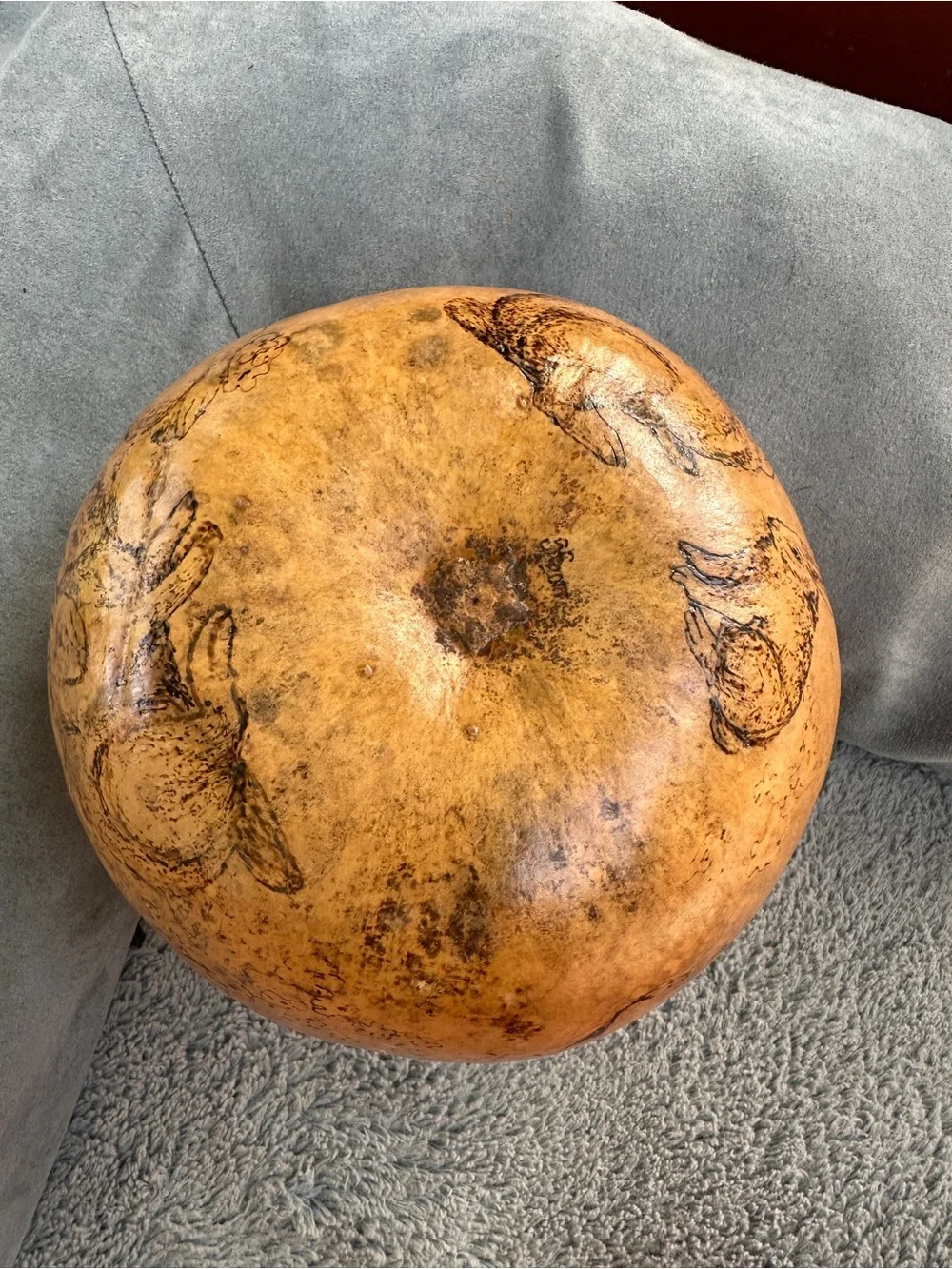 Handcrafted Brown Gourd Vase - Decorative Home Accent